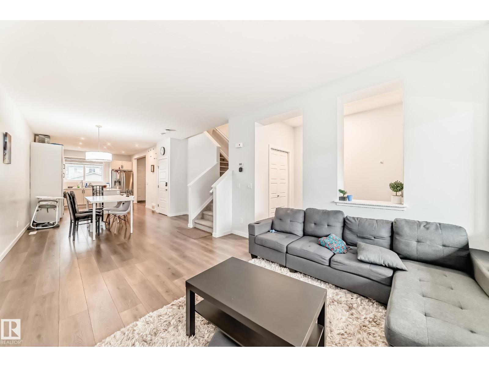 9912 226 ST NW, Edmonton