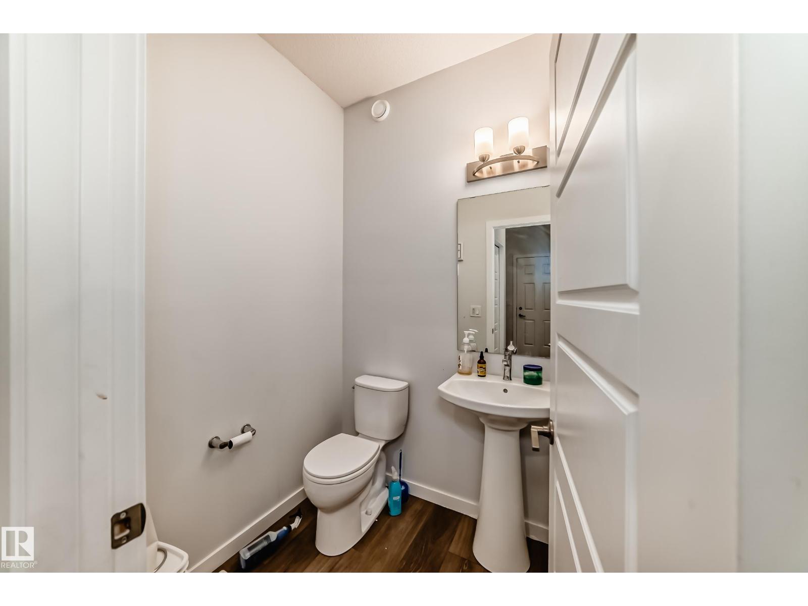 9912 226 ST NW, Edmonton