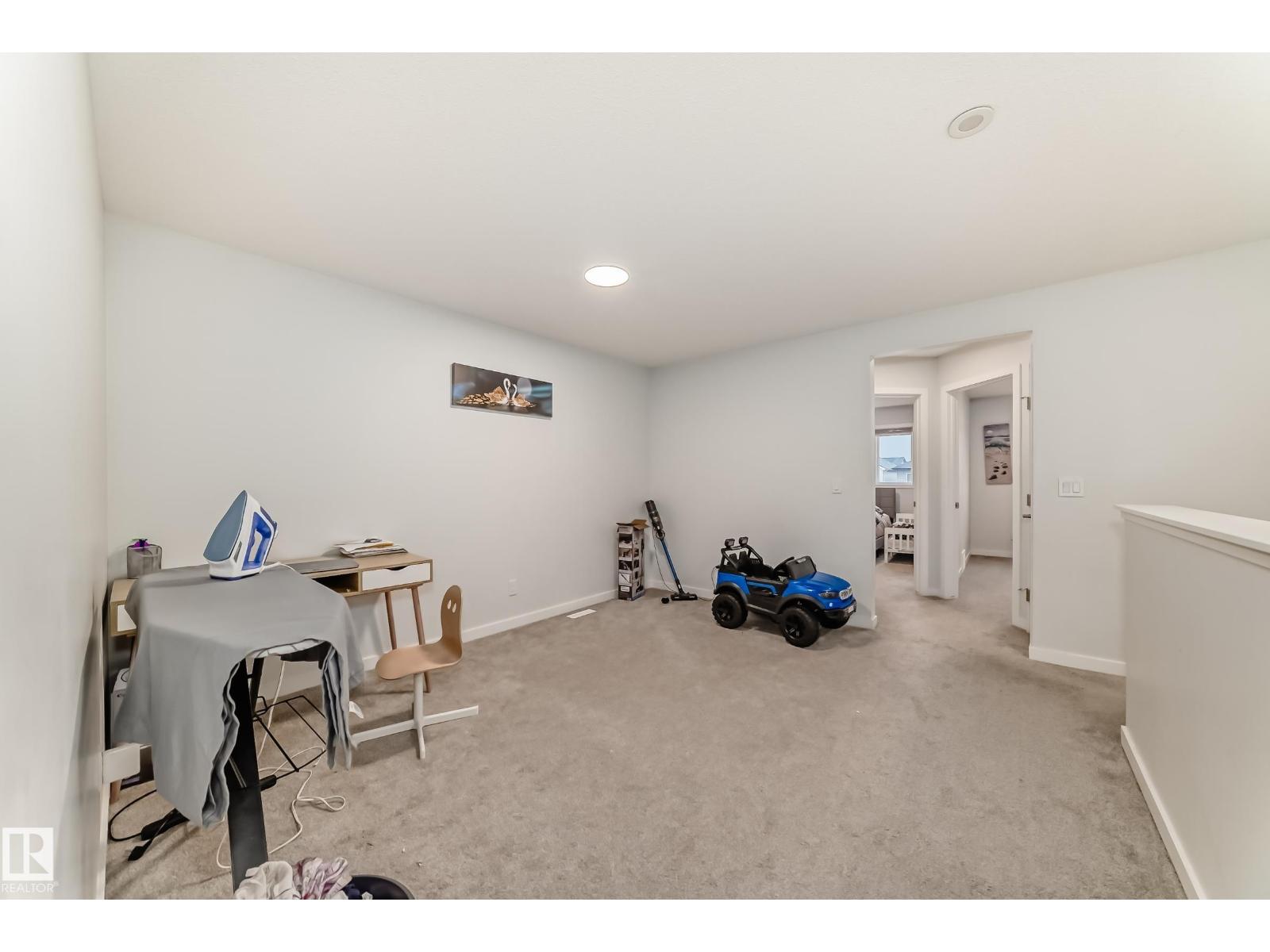 9912 226 ST NW, Edmonton