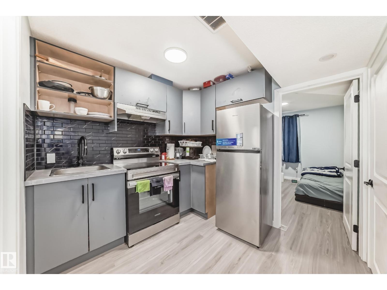 9912 226 ST NW, Edmonton