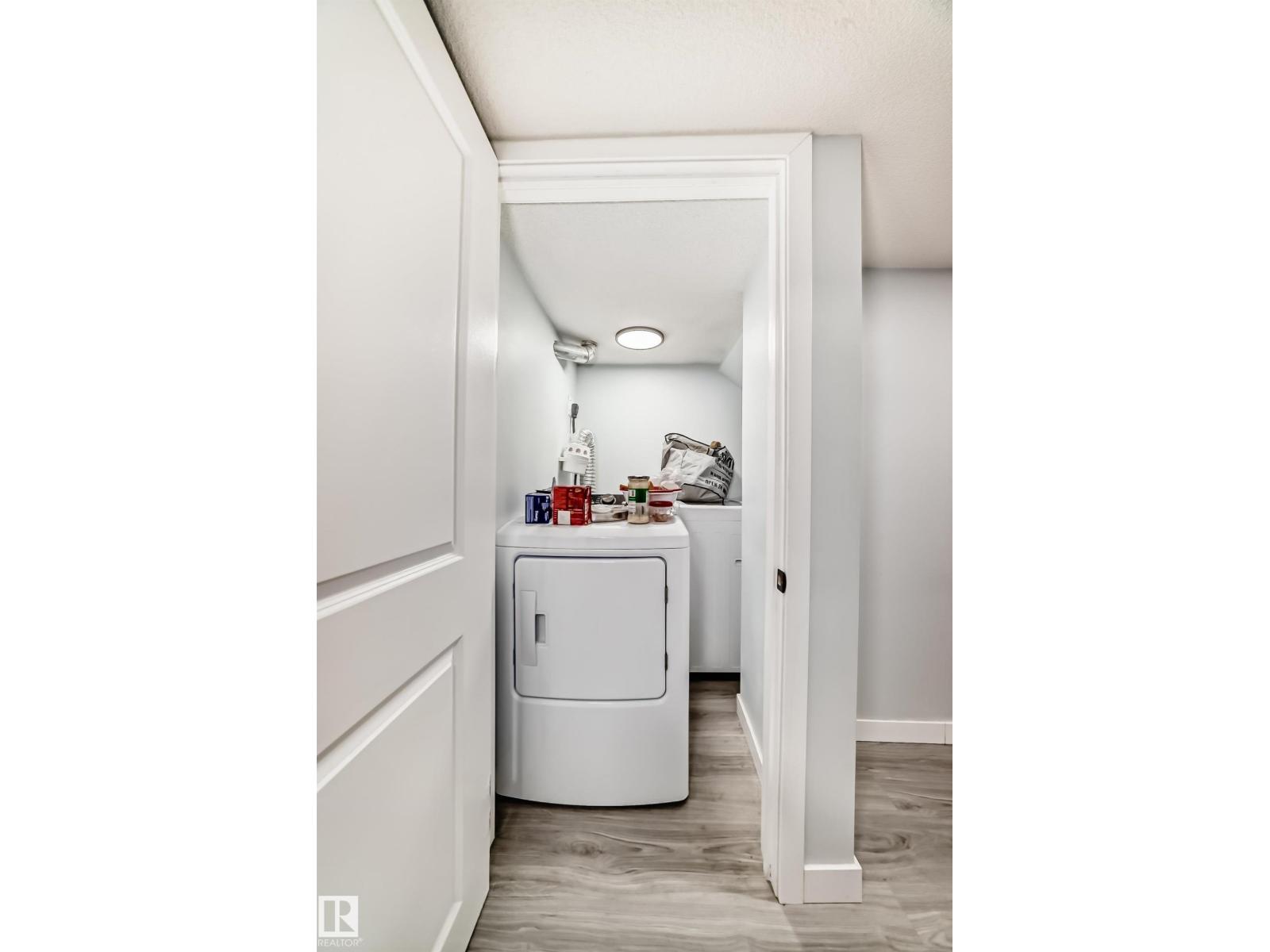 9912 226 ST NW, Edmonton