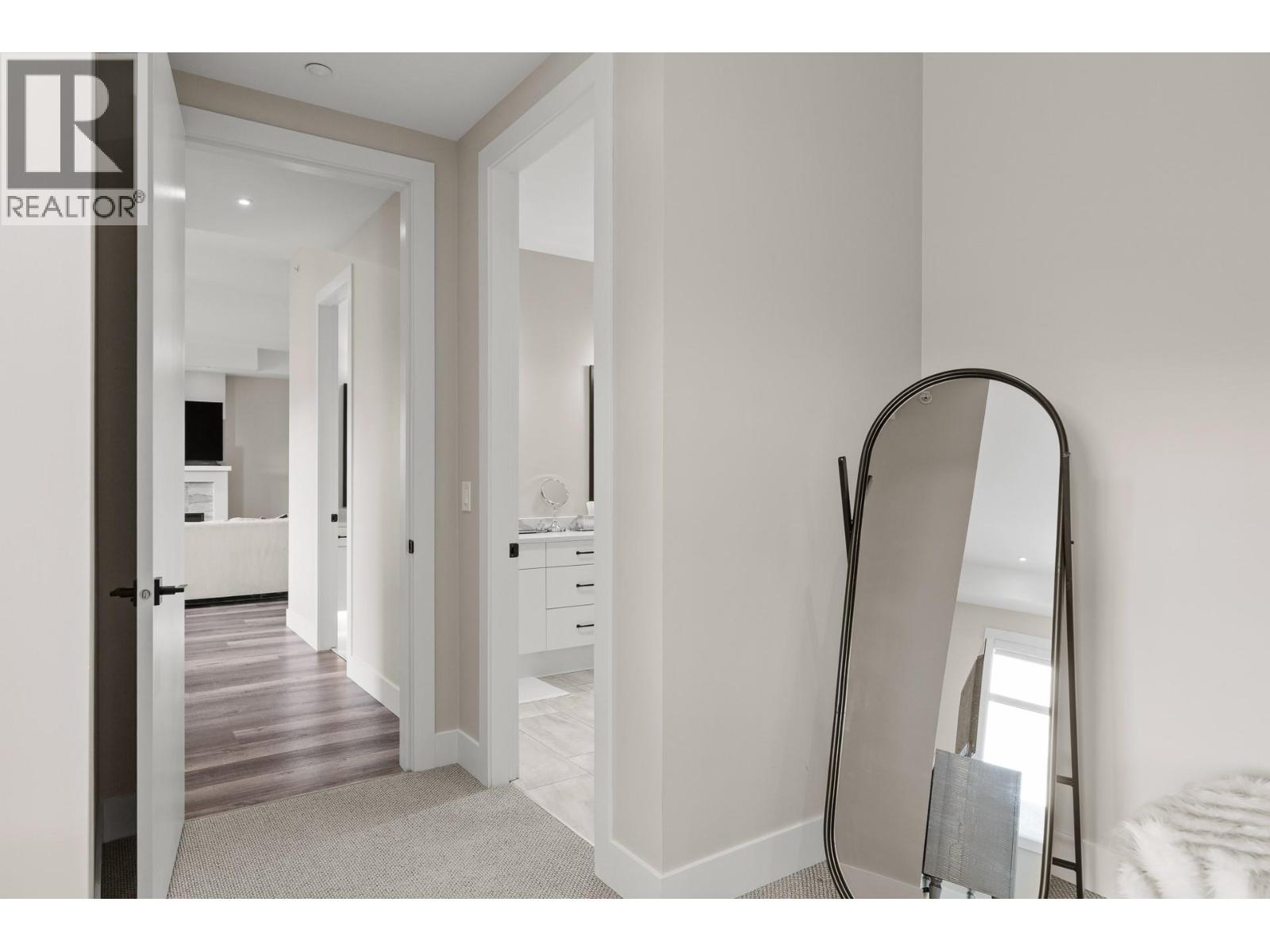 #602 110 Ellis Street - 21