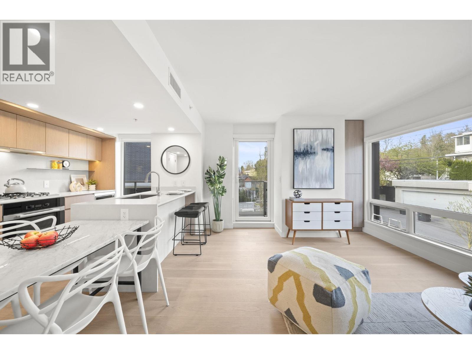 106 5212 CAMBIE STREET, Vancouver