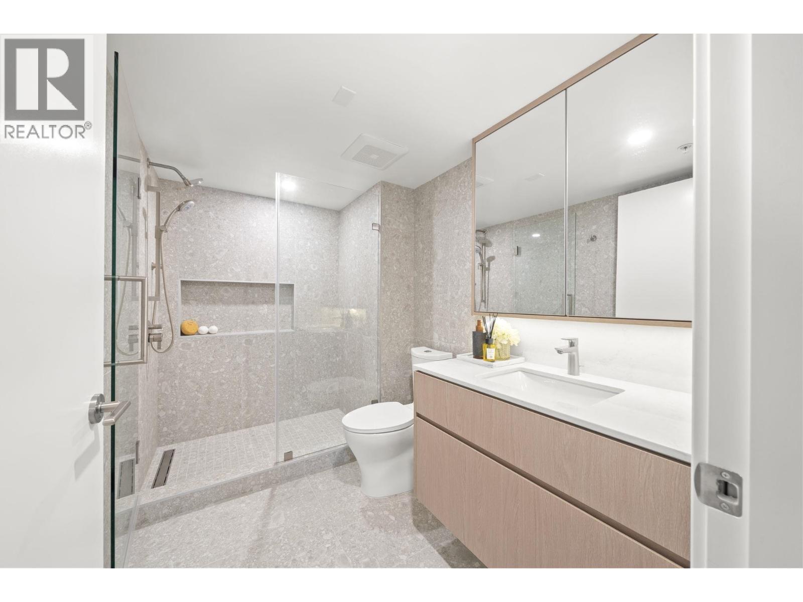 106 5212 CAMBIE STREET, Vancouver