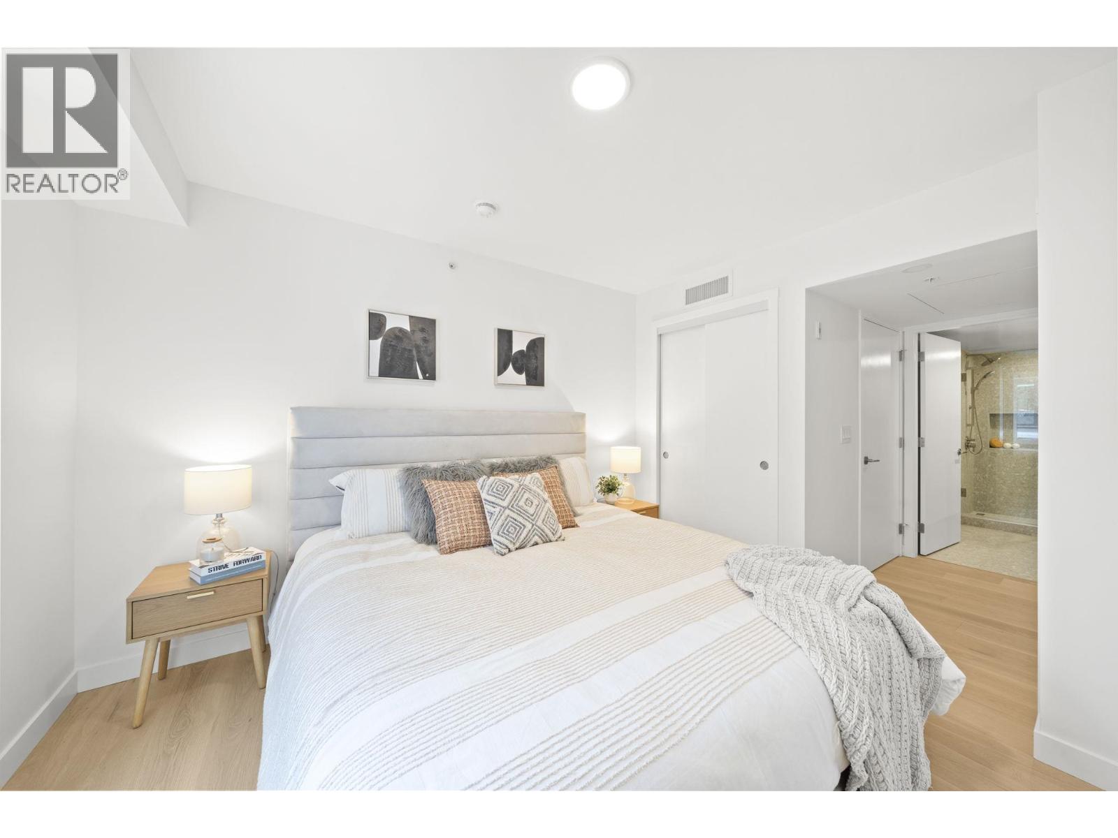 106 5212 CAMBIE STREET, Vancouver