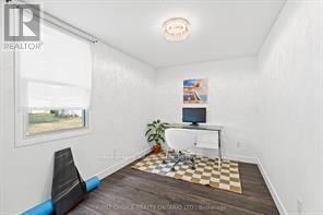 10 CAMPBELL REID COURT - 14
