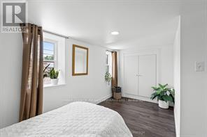 10 CAMPBELL REID COURT - 18