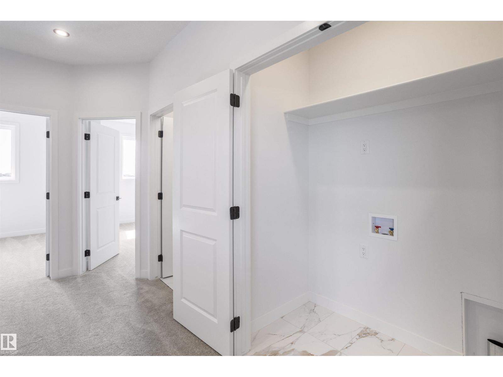 258 Black stone DR, Leduc