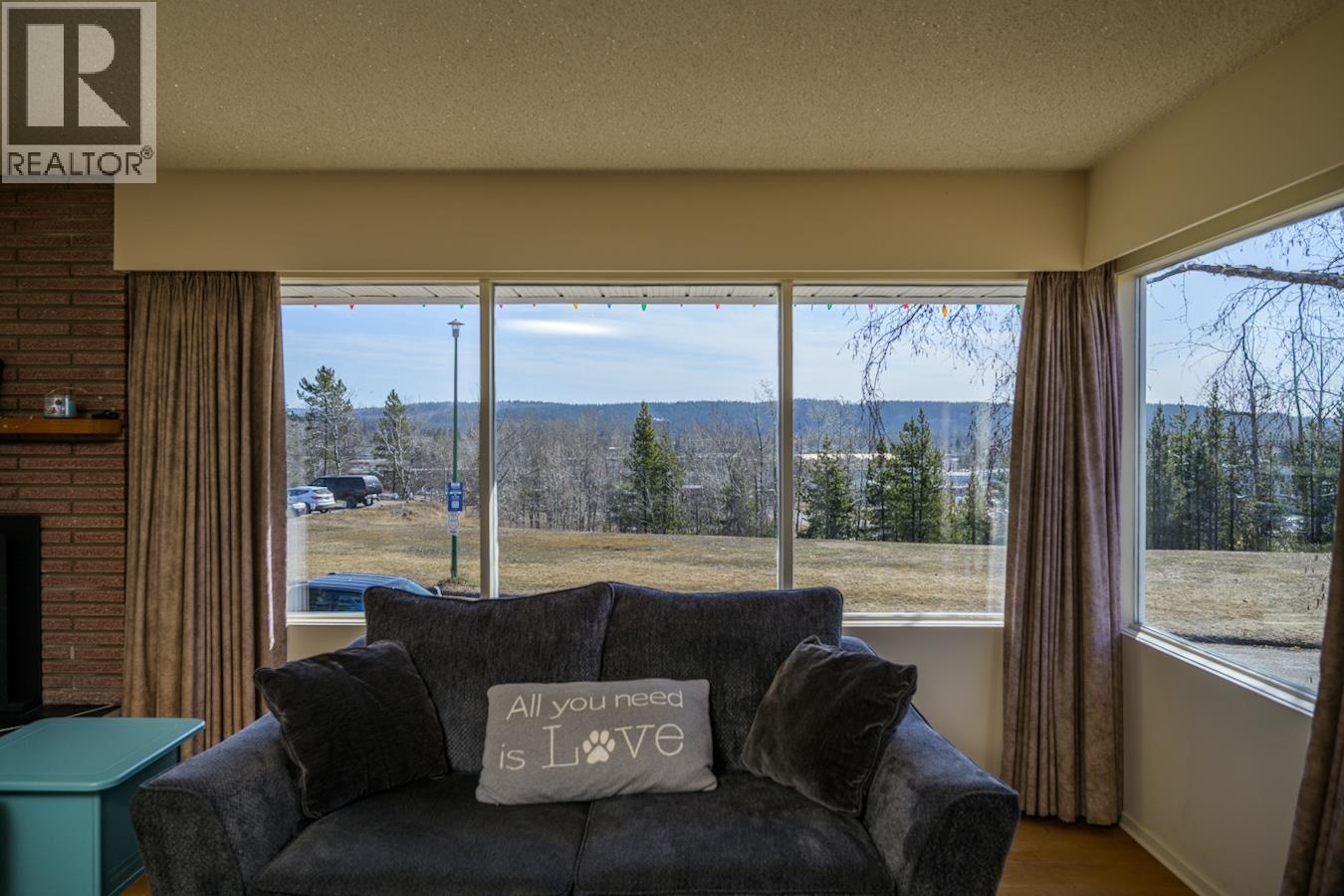 1573 EDMONTON STREET - 31