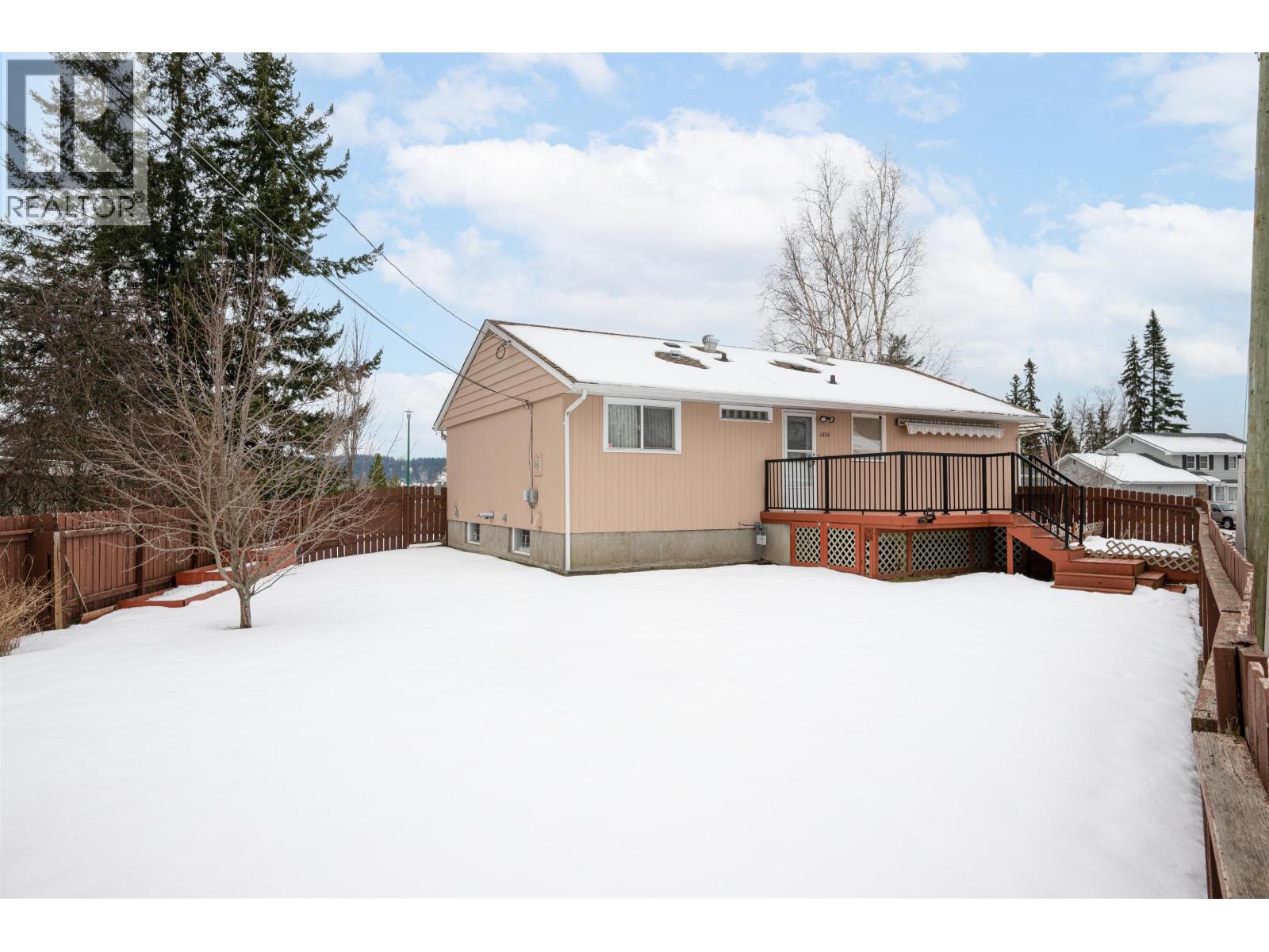 1573 EDMONTON STREET - 4