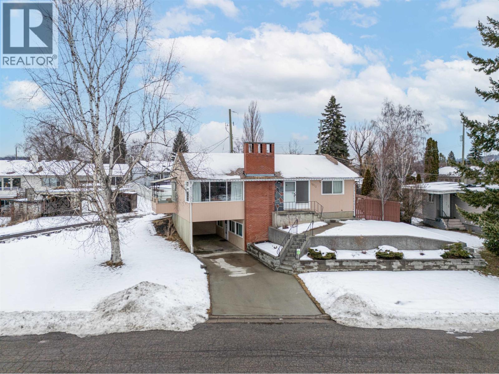 1573 EDMONTON STREET - 3