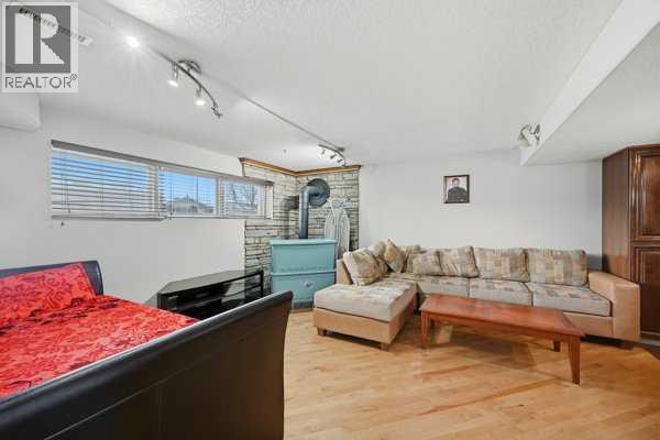 171 RUNDLEFIELD CRESCENT NE - 25