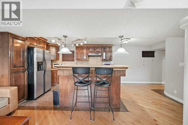 171 RUNDLEFIELD CRESCENT NE - 28