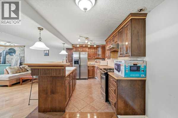 171 RUNDLEFIELD CRESCENT NE - 29