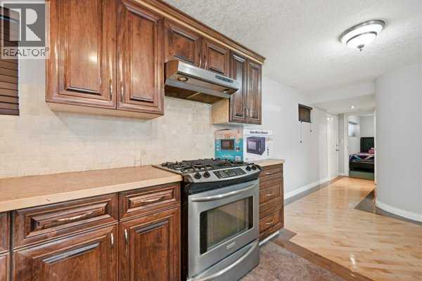 171 RUNDLEFIELD CRESCENT NE - 31