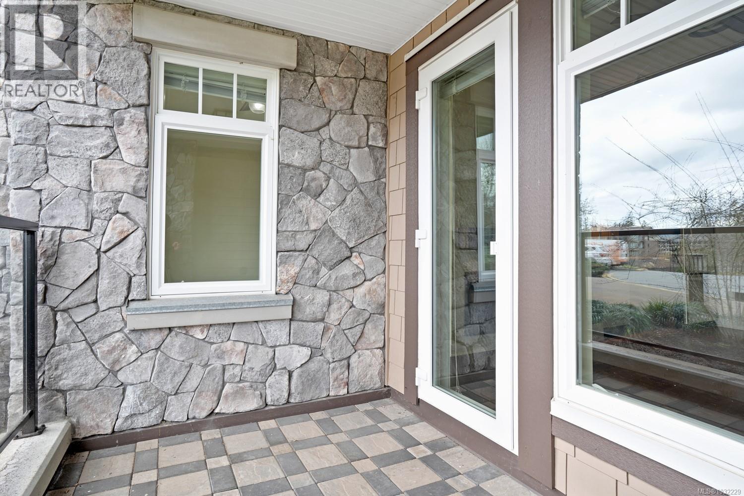 #117 1395 Bear Mountain Pkwy - 12