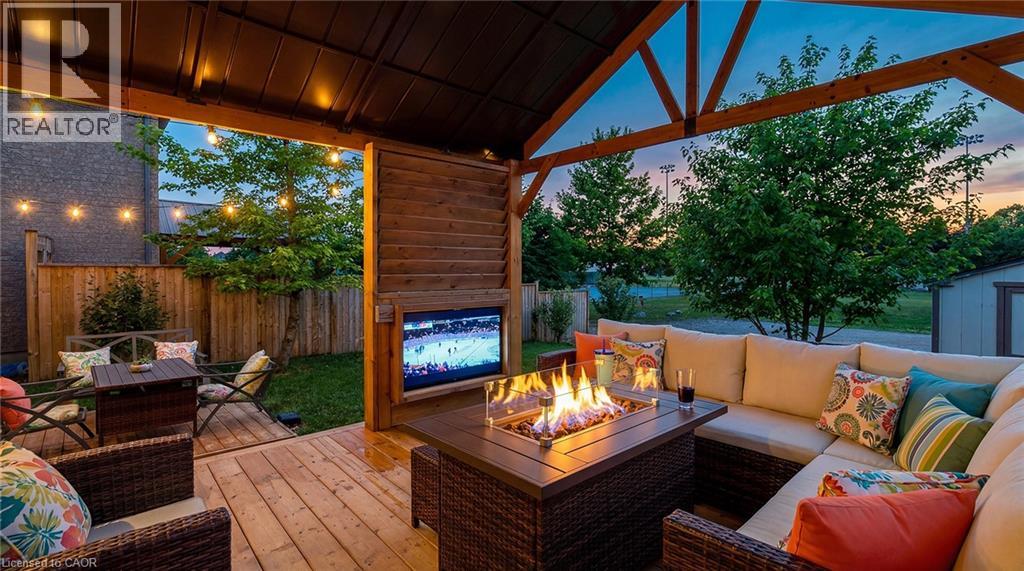 18 STARLIGHT Avenue, Woolwich, Ontario N0B1M0 - Photo 3