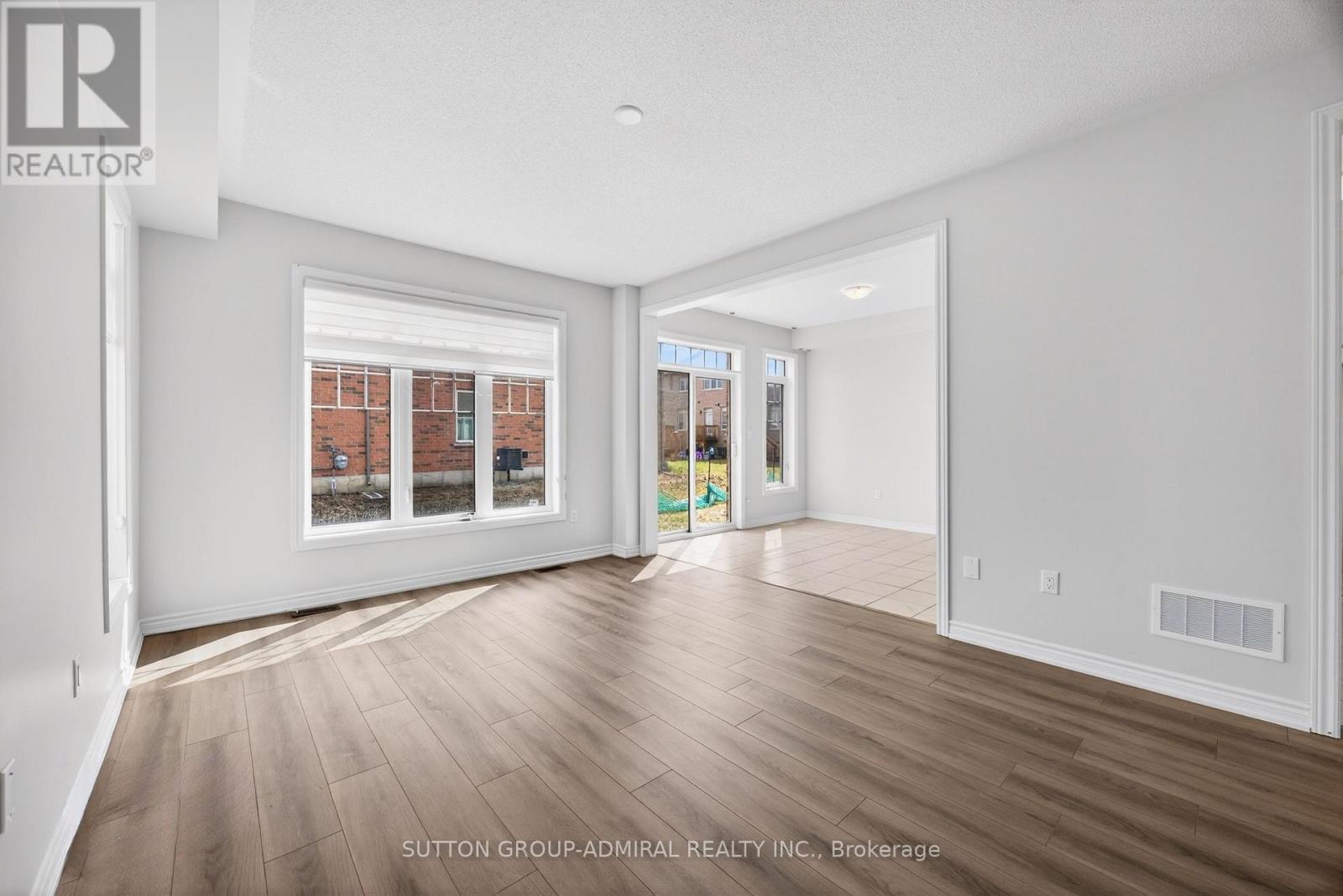 2237 GRAINGER LOOP - 13