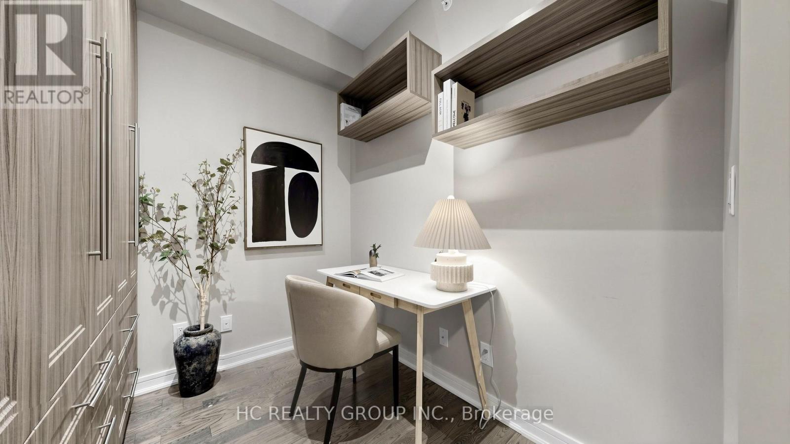 #907 9205 YONGE STREET - 13