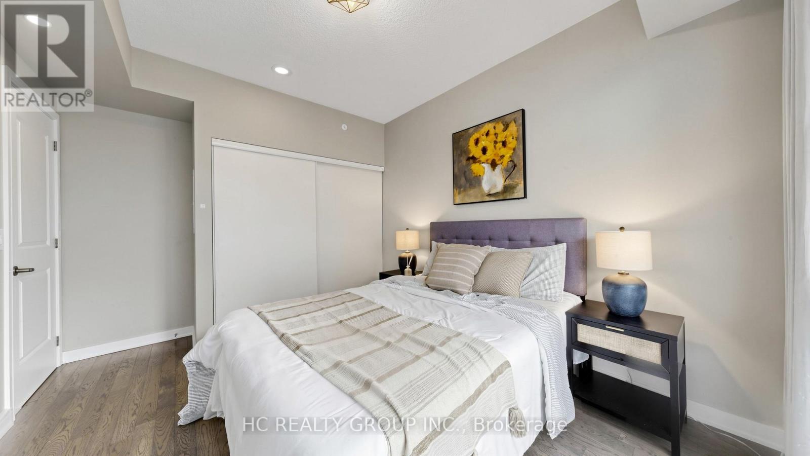 #907 9205 YONGE STREET - 15