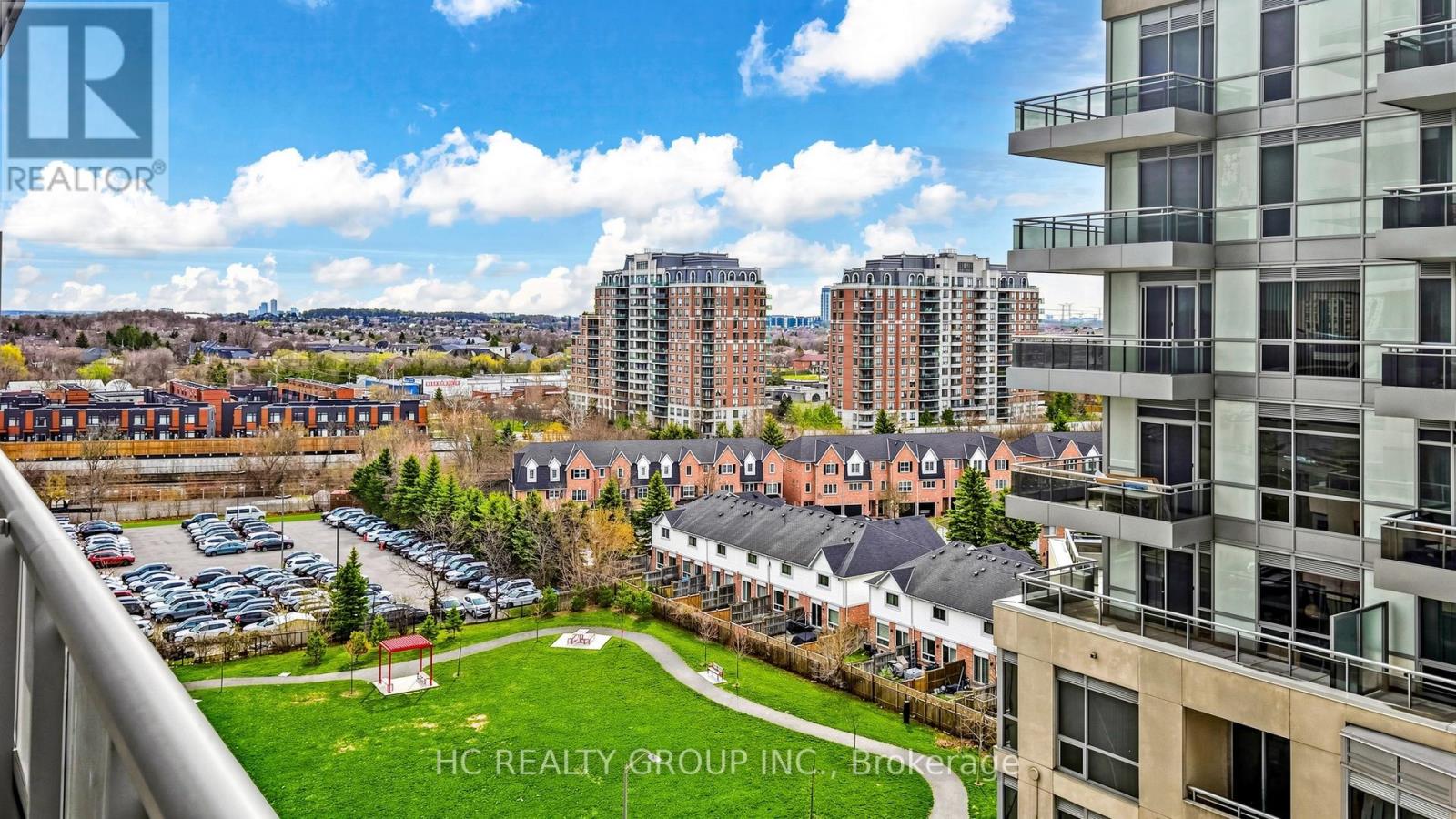 #907 9205 YONGE STREET - 21