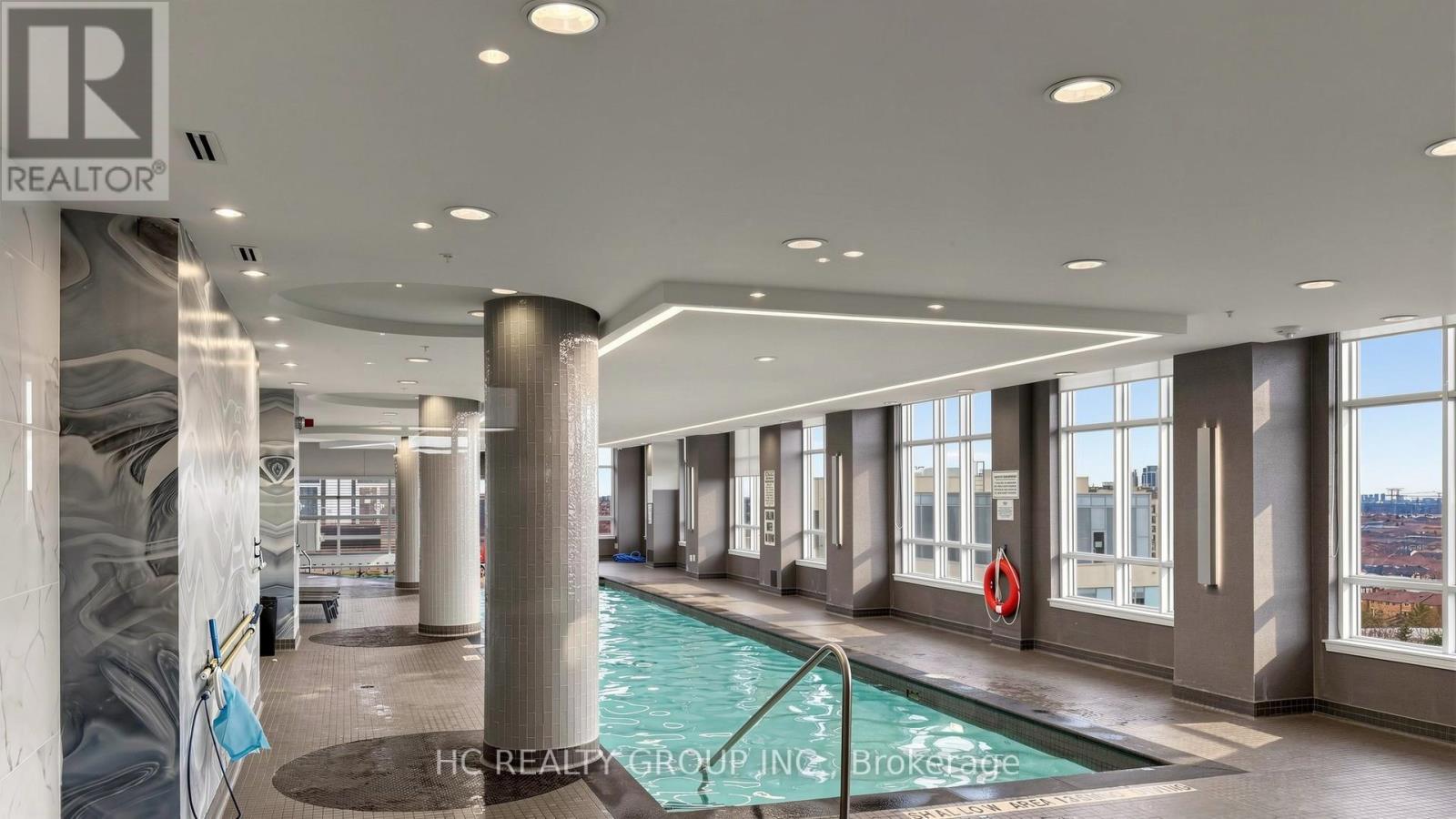 #907 9205 YONGE STREET - 27