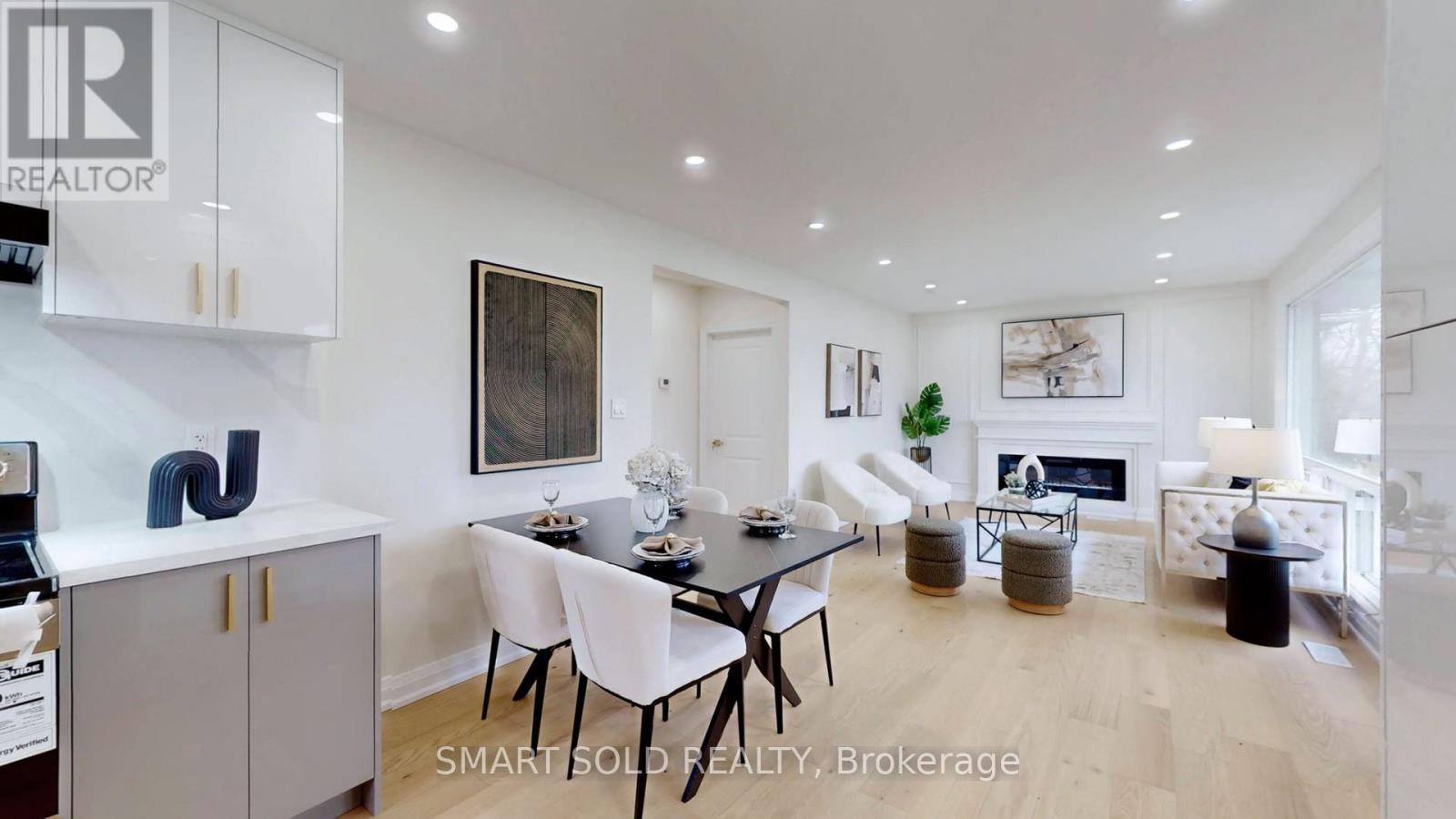 439 FERNLEIGH CIRCLE N - 10
