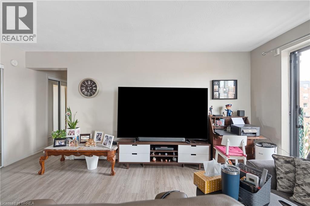 #323 485 THOROLD Road - 14