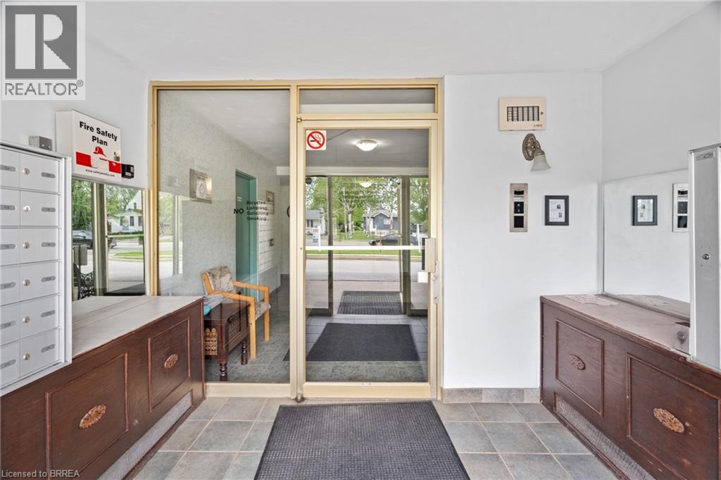 #323 485 THOROLD Road - 26