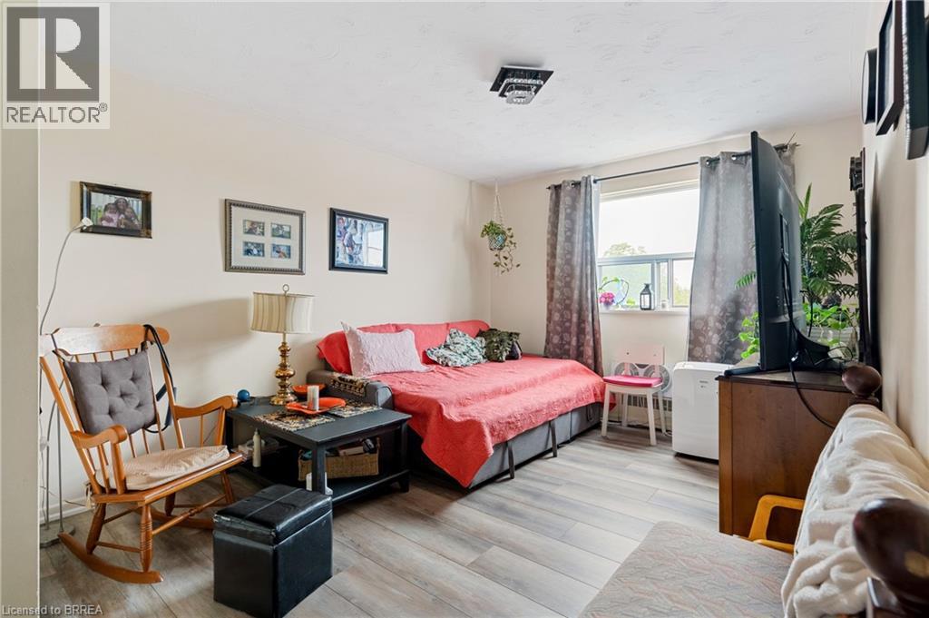 #323 485 THOROLD Road - 19