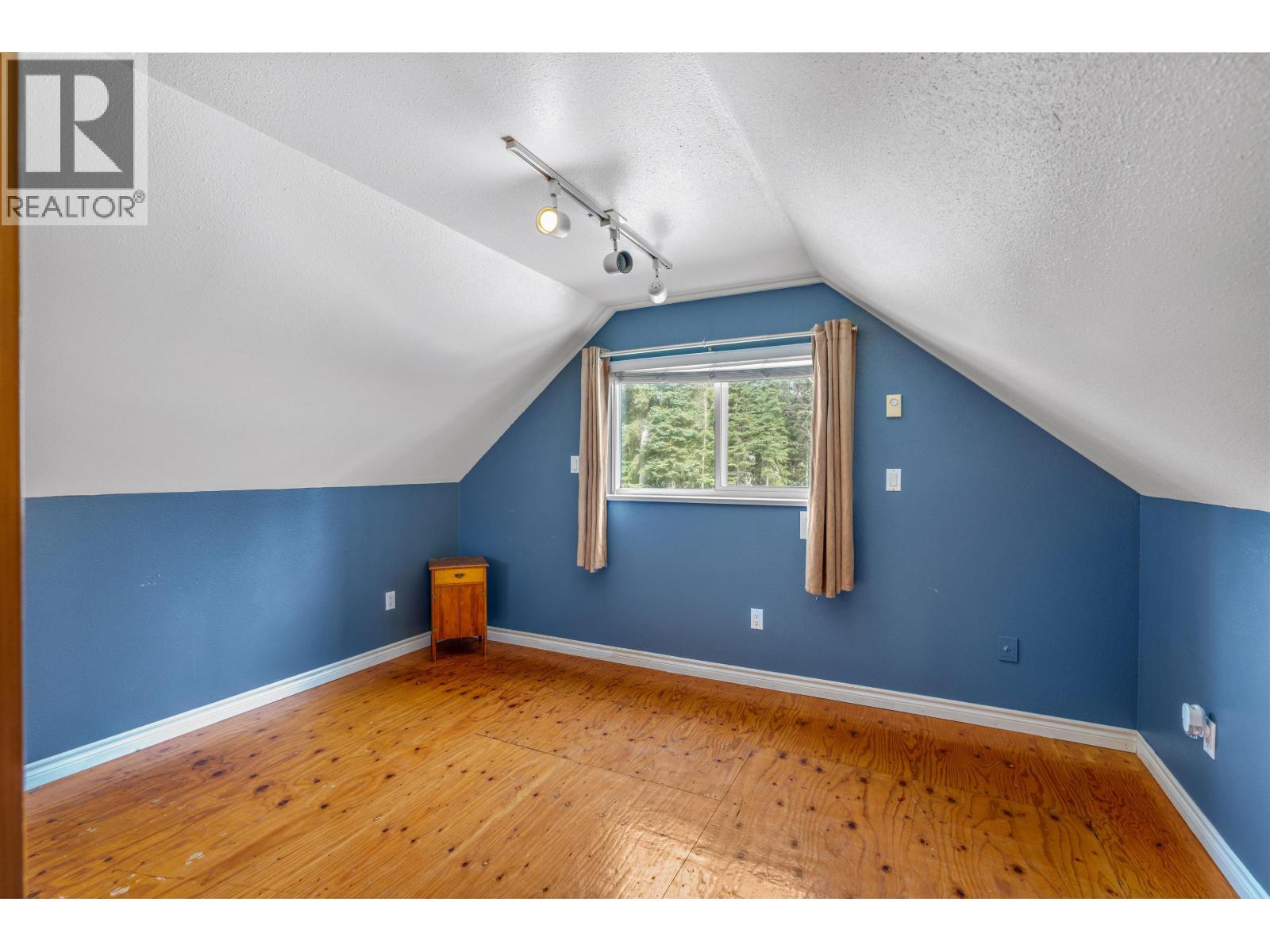 12900 HUBERT ROAD - 25