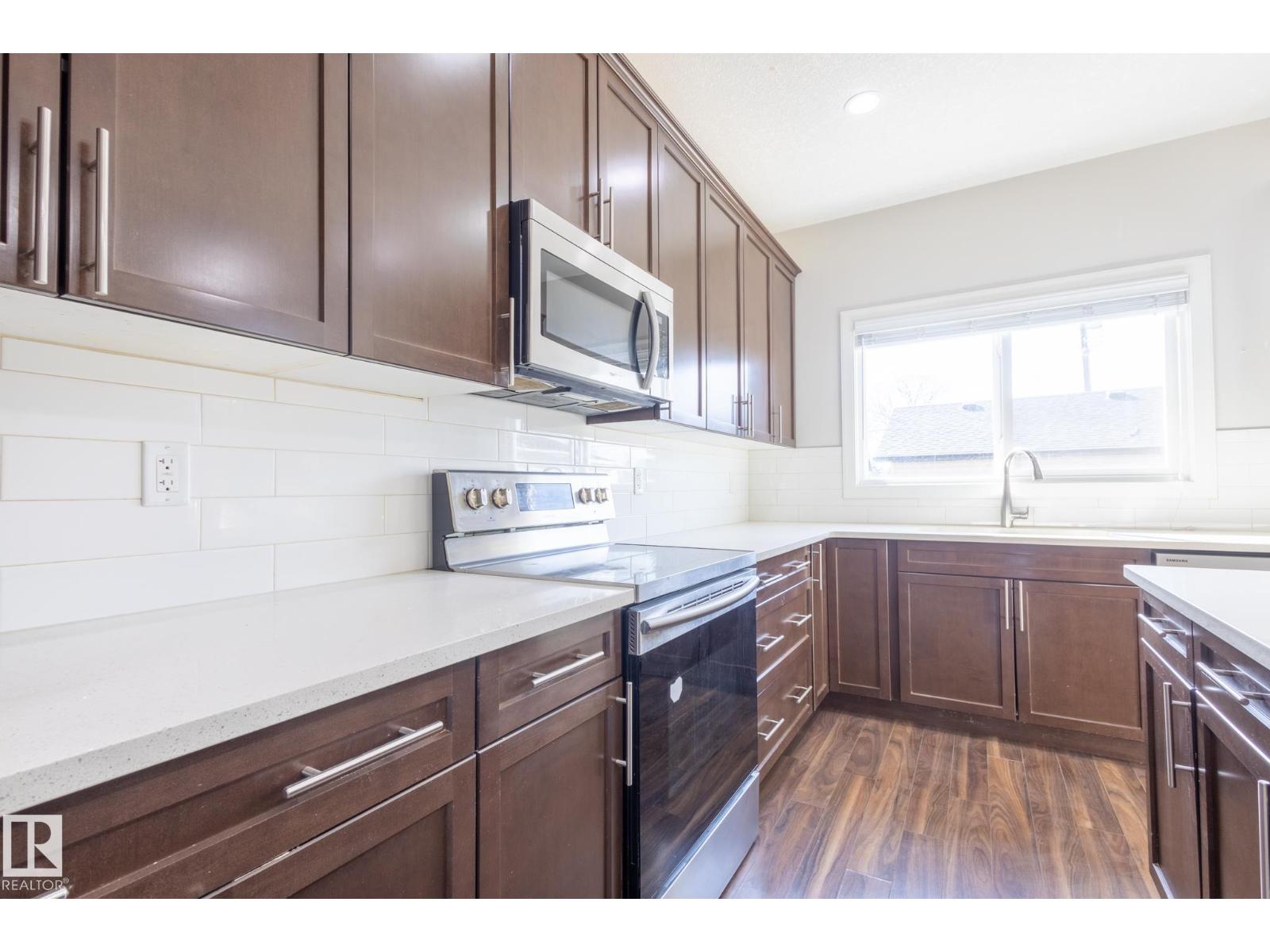 12212 124 ST NW, Edmonton