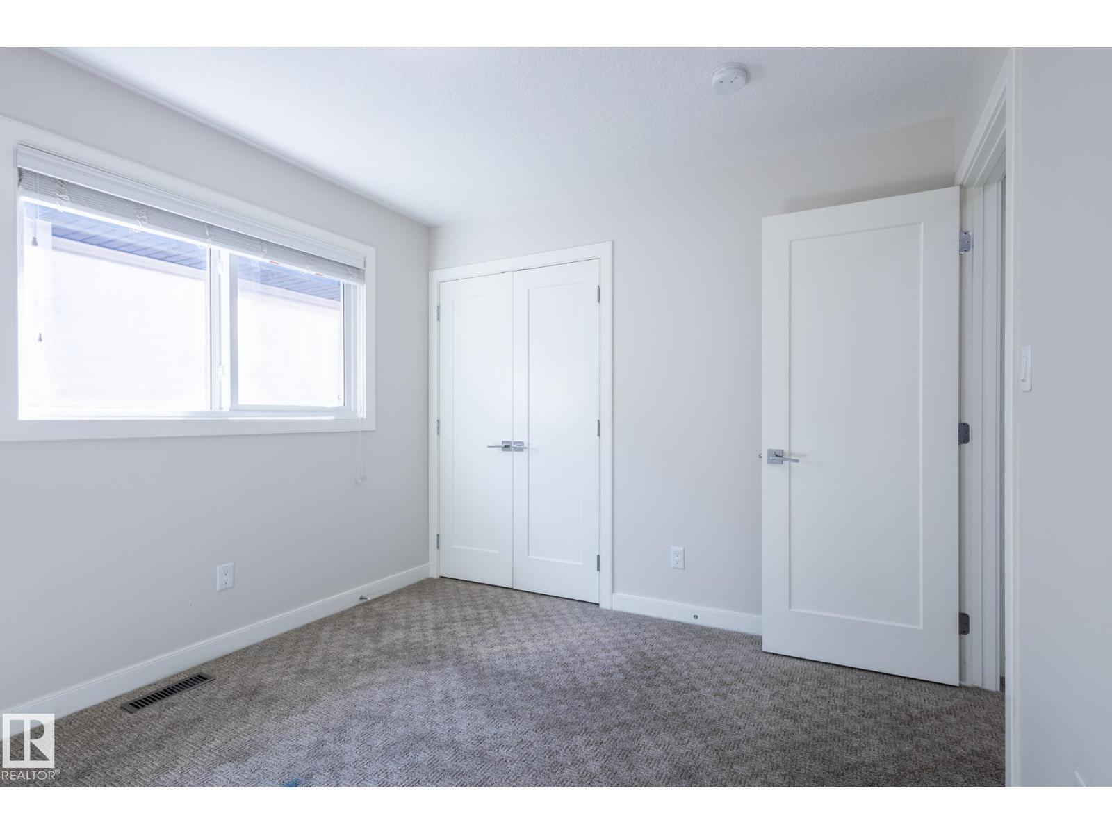 12212 124 ST NW, Edmonton