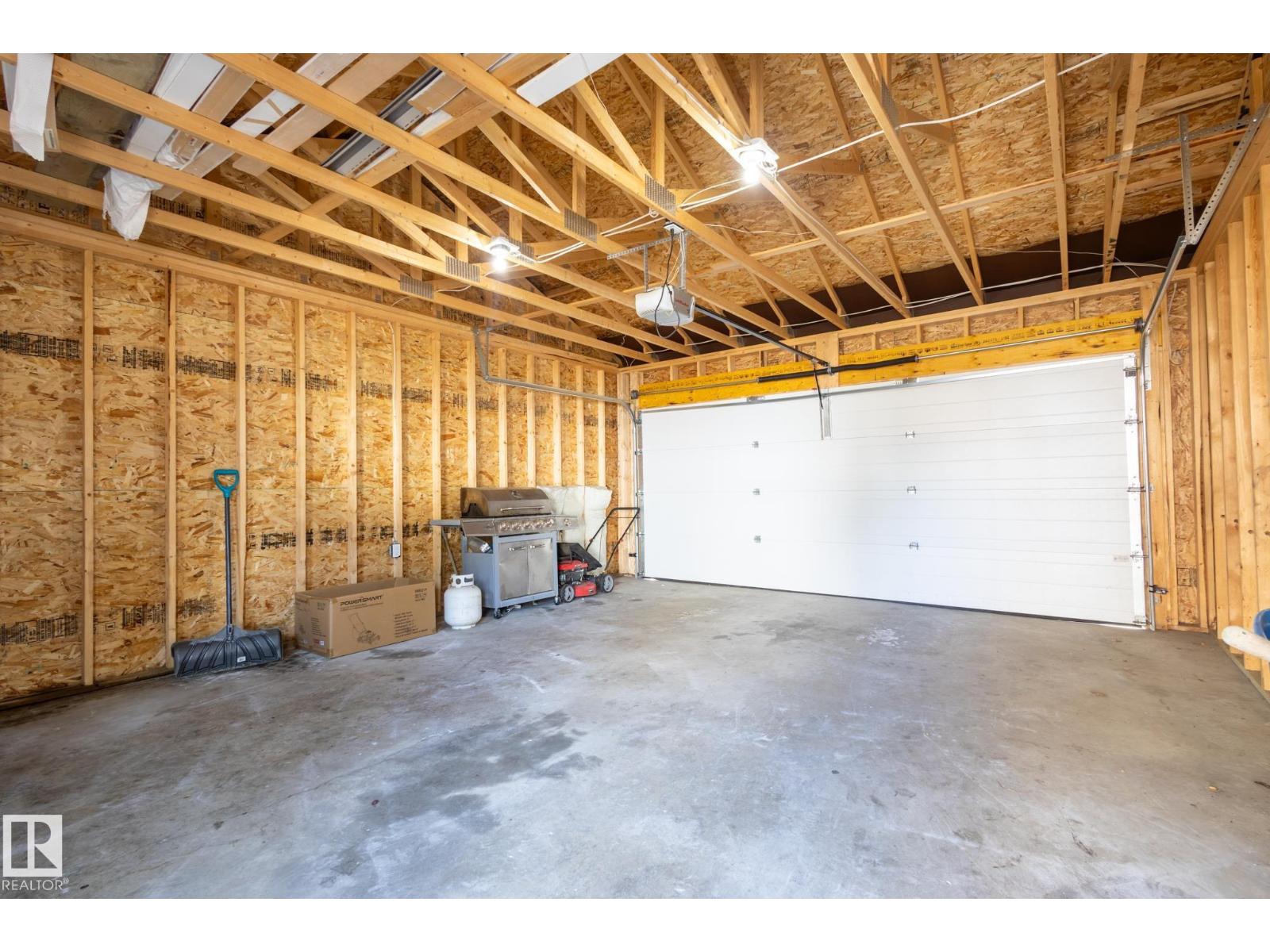 12212 124 ST NW, Edmonton