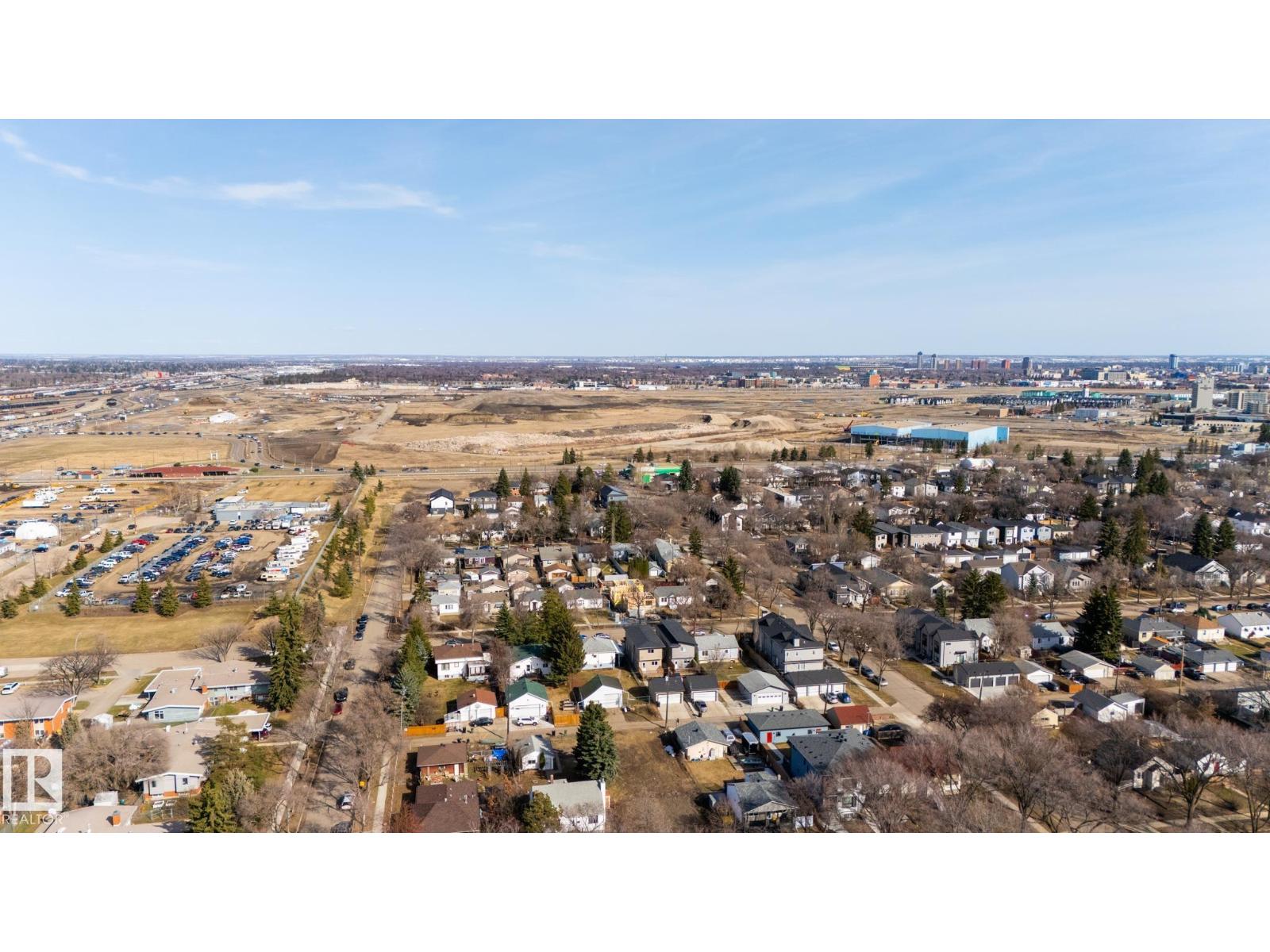 12212 124 ST NW, Edmonton