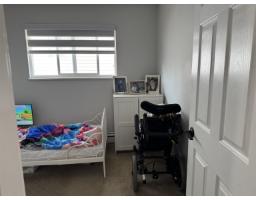 13496 84a Avenue, Surrey, BC V3W0T8 Photo 6