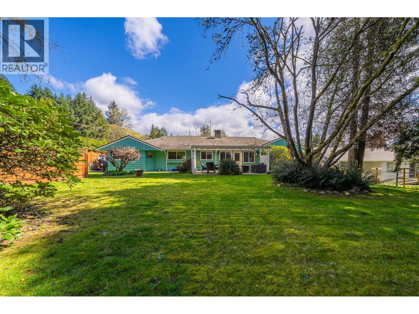 690 BURLEY DRIVE — photo 5