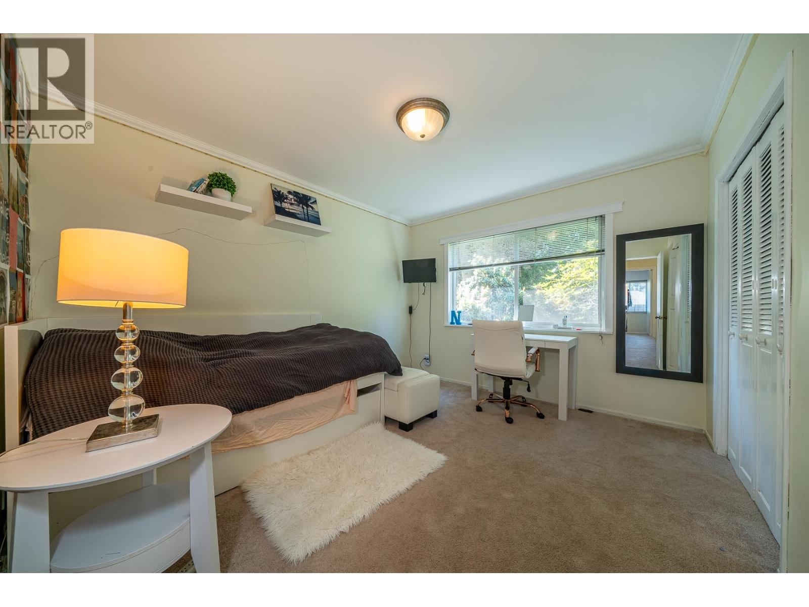 690 BURLEY DRIVE — photo 31