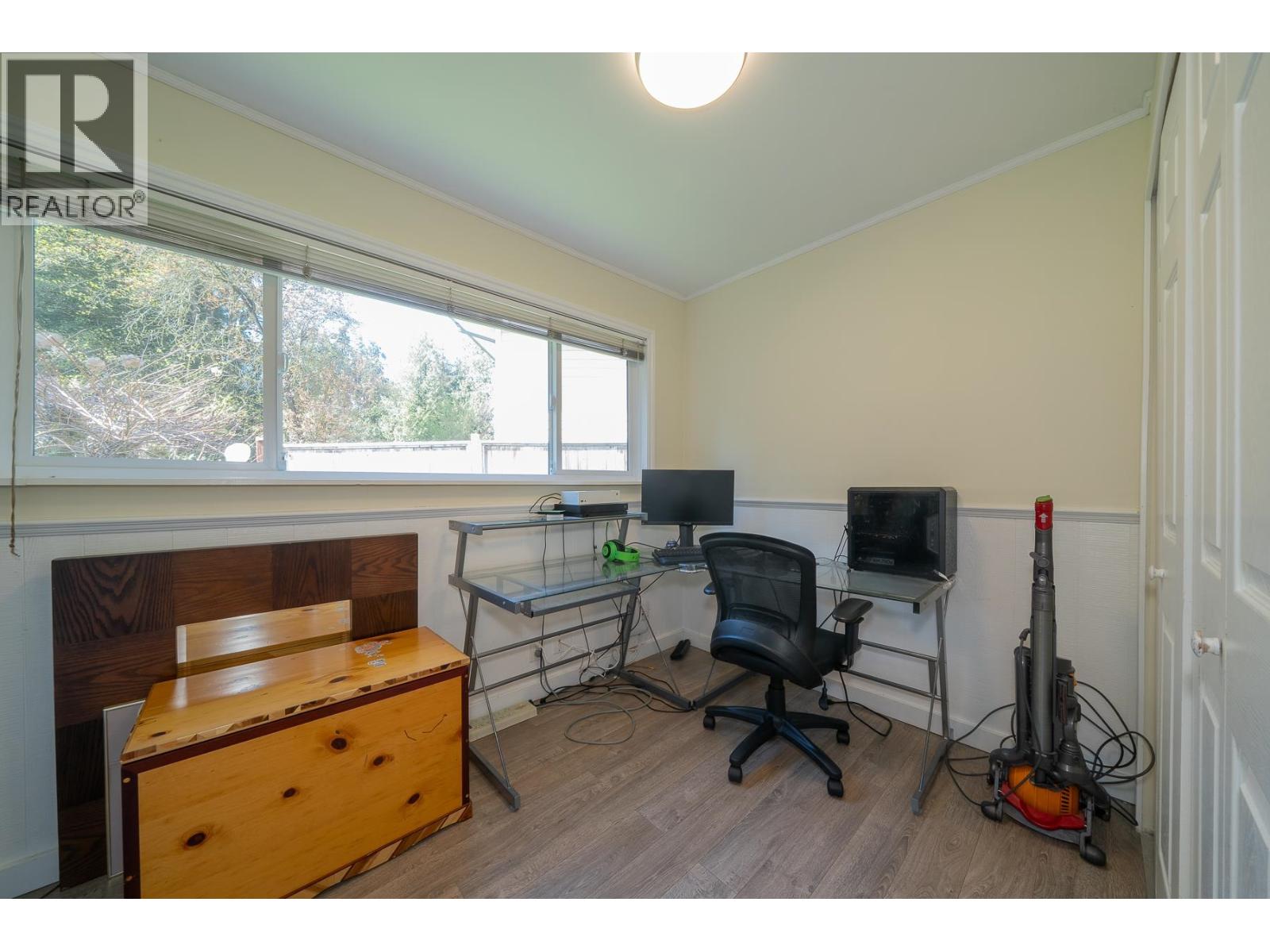 690 BURLEY DRIVE — photo 19