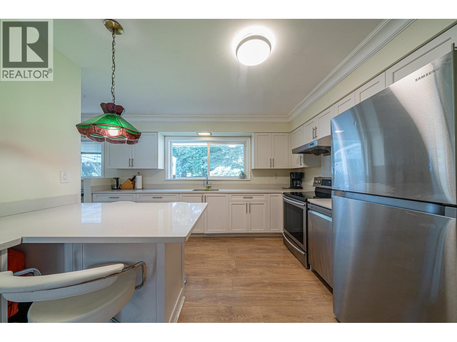 690 BURLEY DRIVE — photo 24