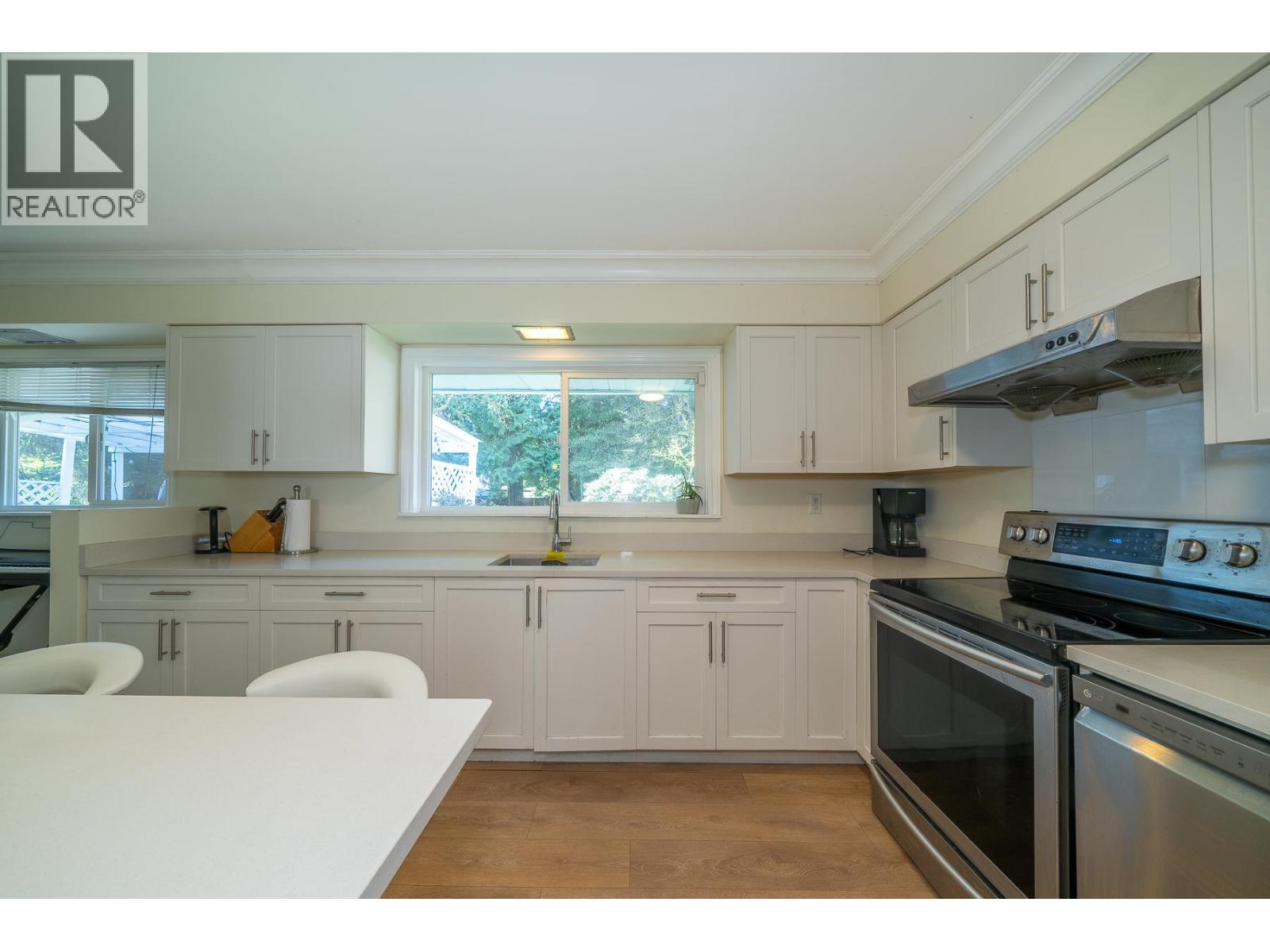 690 BURLEY DRIVE — photo 25