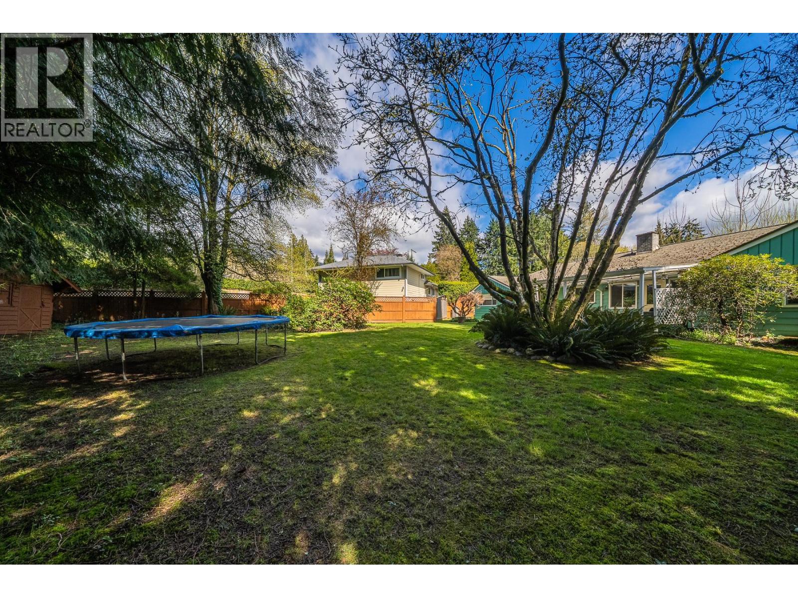 690 BURLEY DRIVE — photo 6