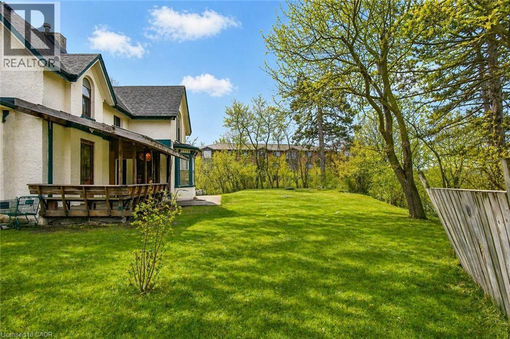 20 ELLIOTT Street, Cambridge, Ontario N1R2J2 - Photo 5