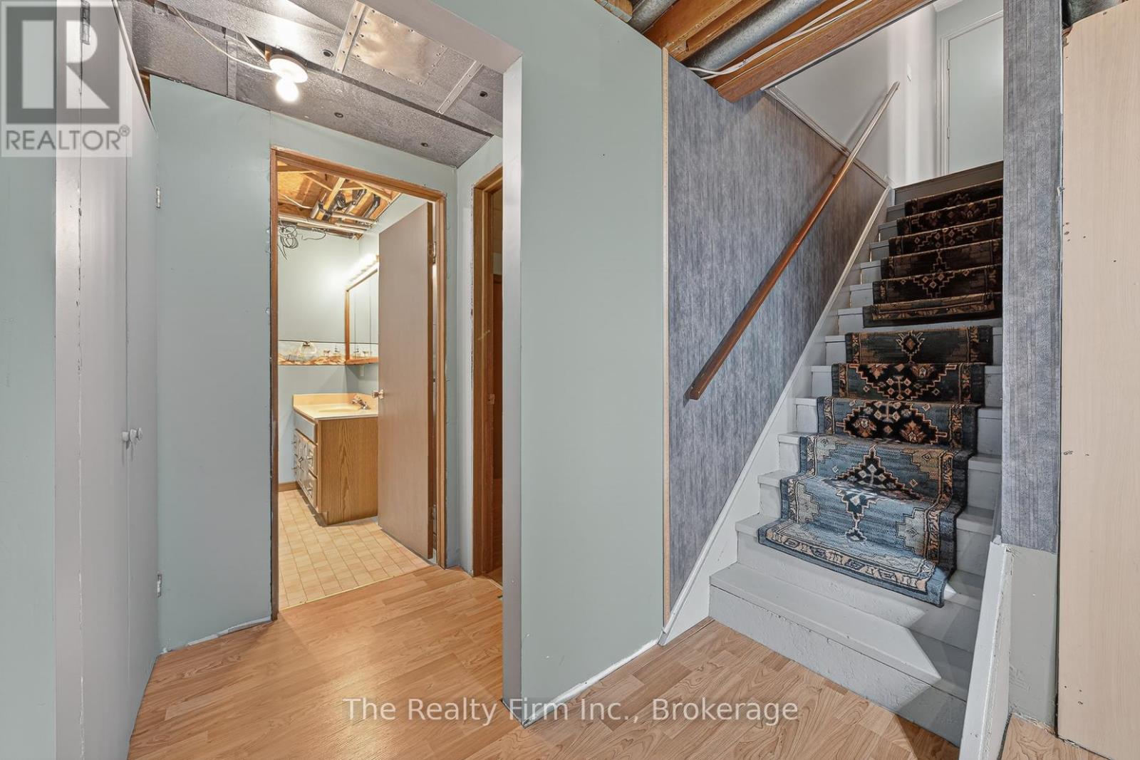 377 SPENCER STREET — photo 36