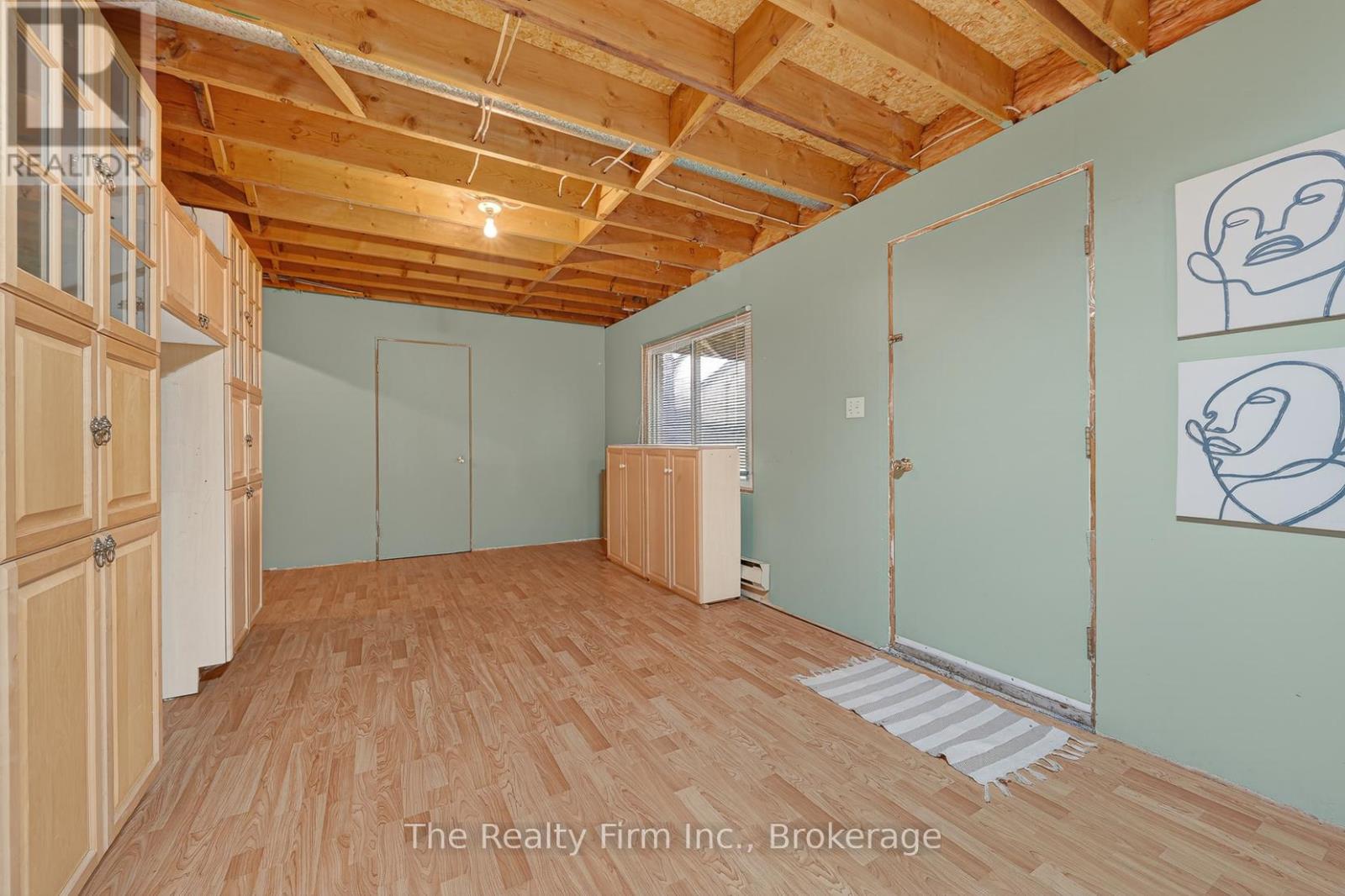 377 SPENCER STREET — photo 41