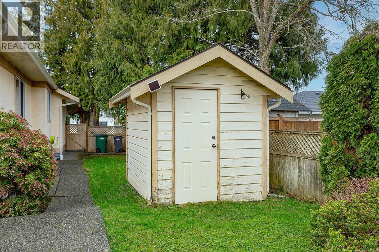 4604 Sunnymead Way - 43