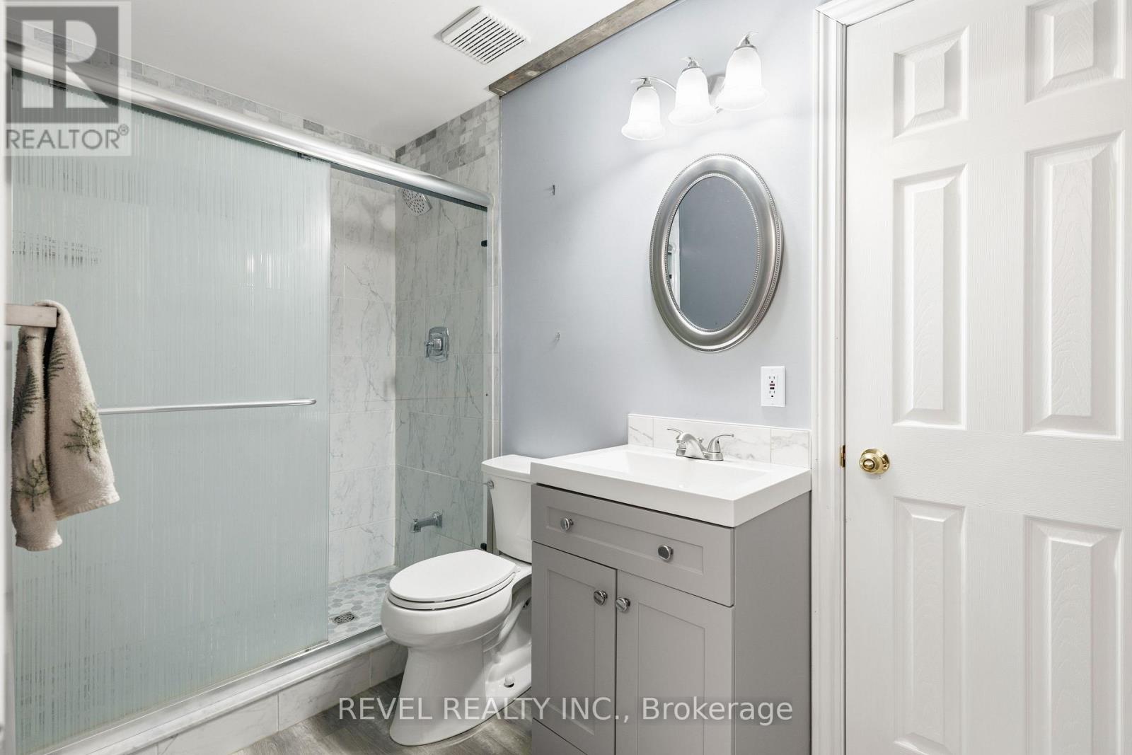 332 MARY STREET W - 38