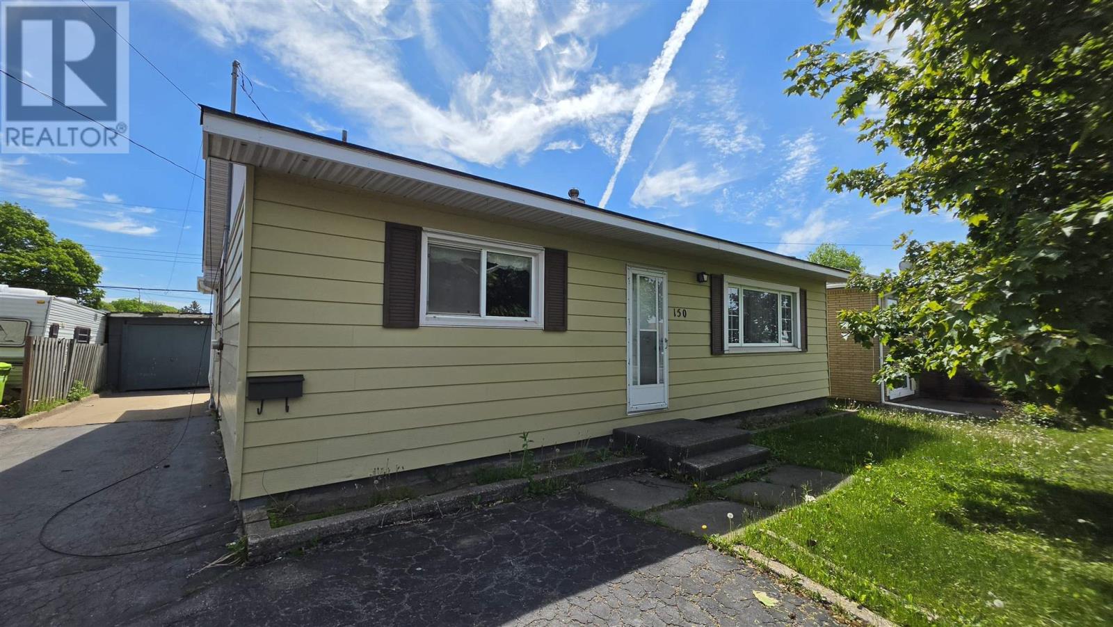 150 WILLOW AVE - 1