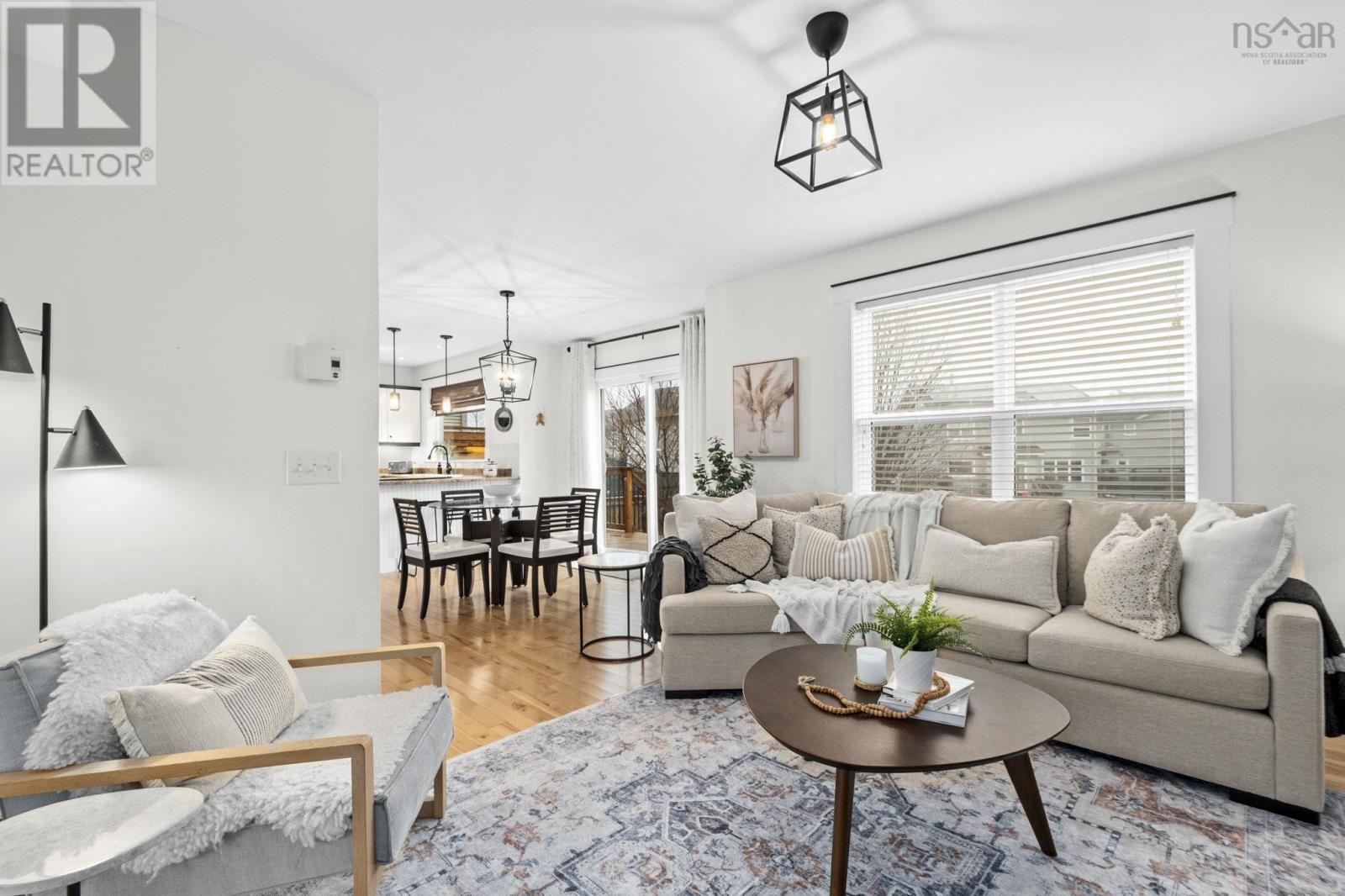 Property 11 of 50 of 124 Beachstone Drive