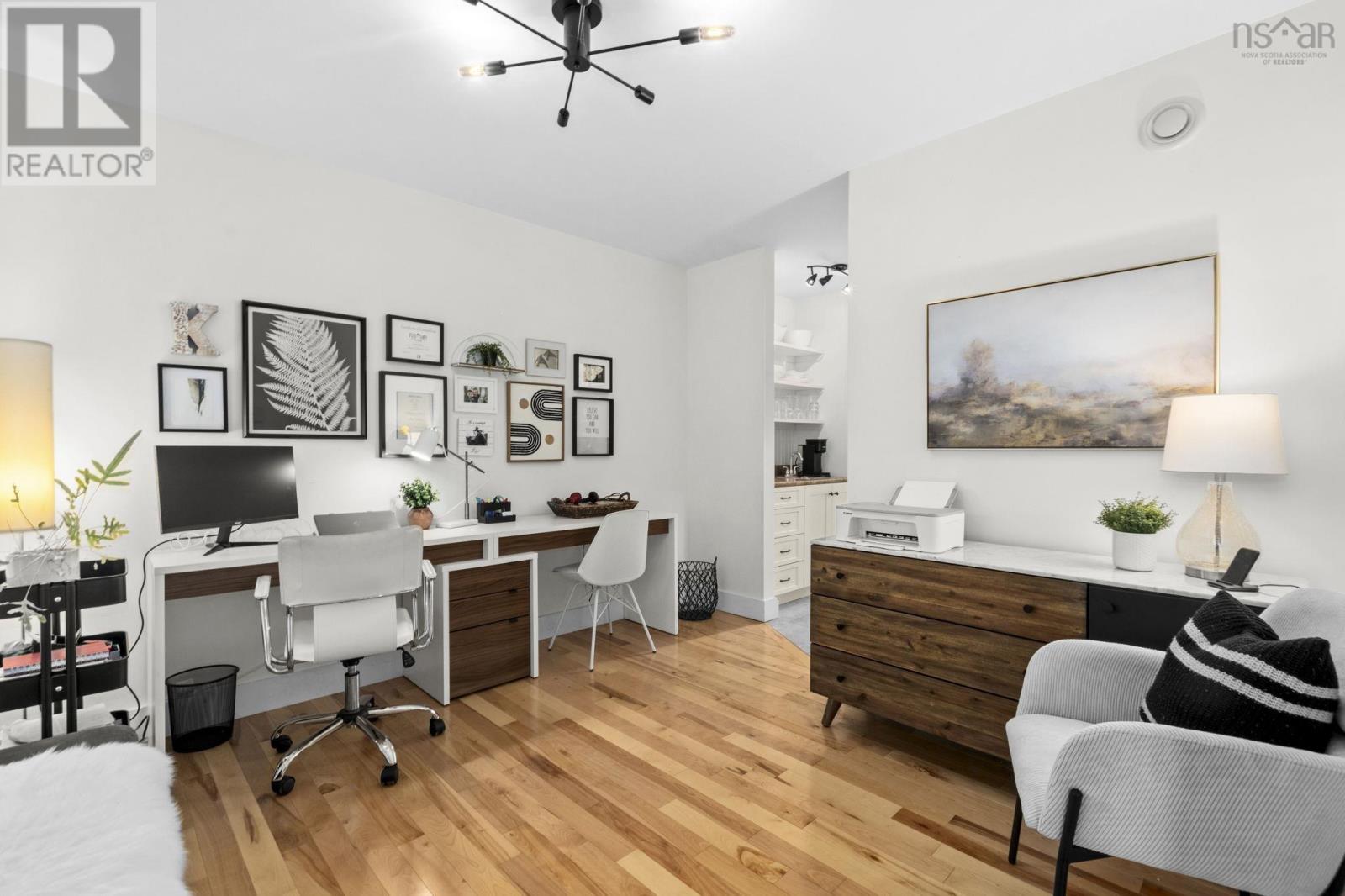 Property 25 of 50 of 124 Beachstone Drive